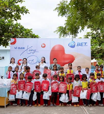 Dịch vụ hỗ trợ khách hàng 24/7 của hi8823 c